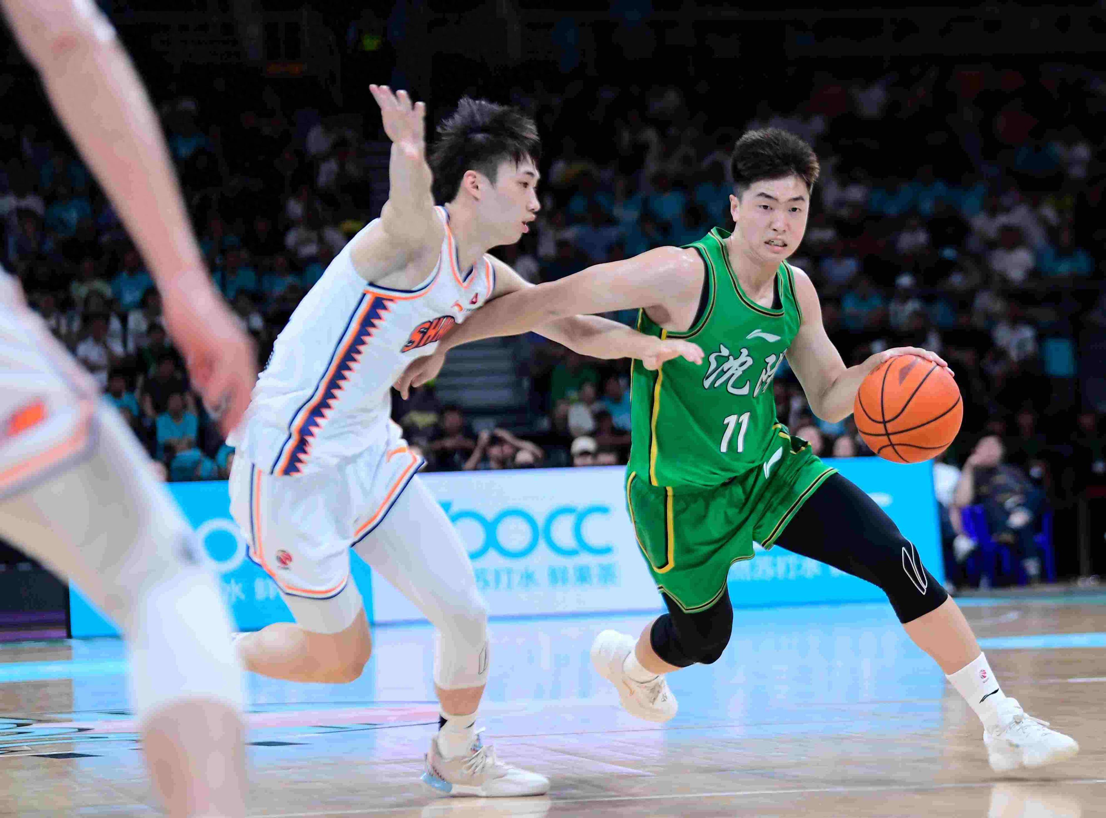 星空体育中国-关于离谱！夏洛特黄蜂完成体检备战CBA常规赛风云突变深圳男篮赛前遗憾出局，风云突变洛杉矶快船冲刺阶段防线松动的信息