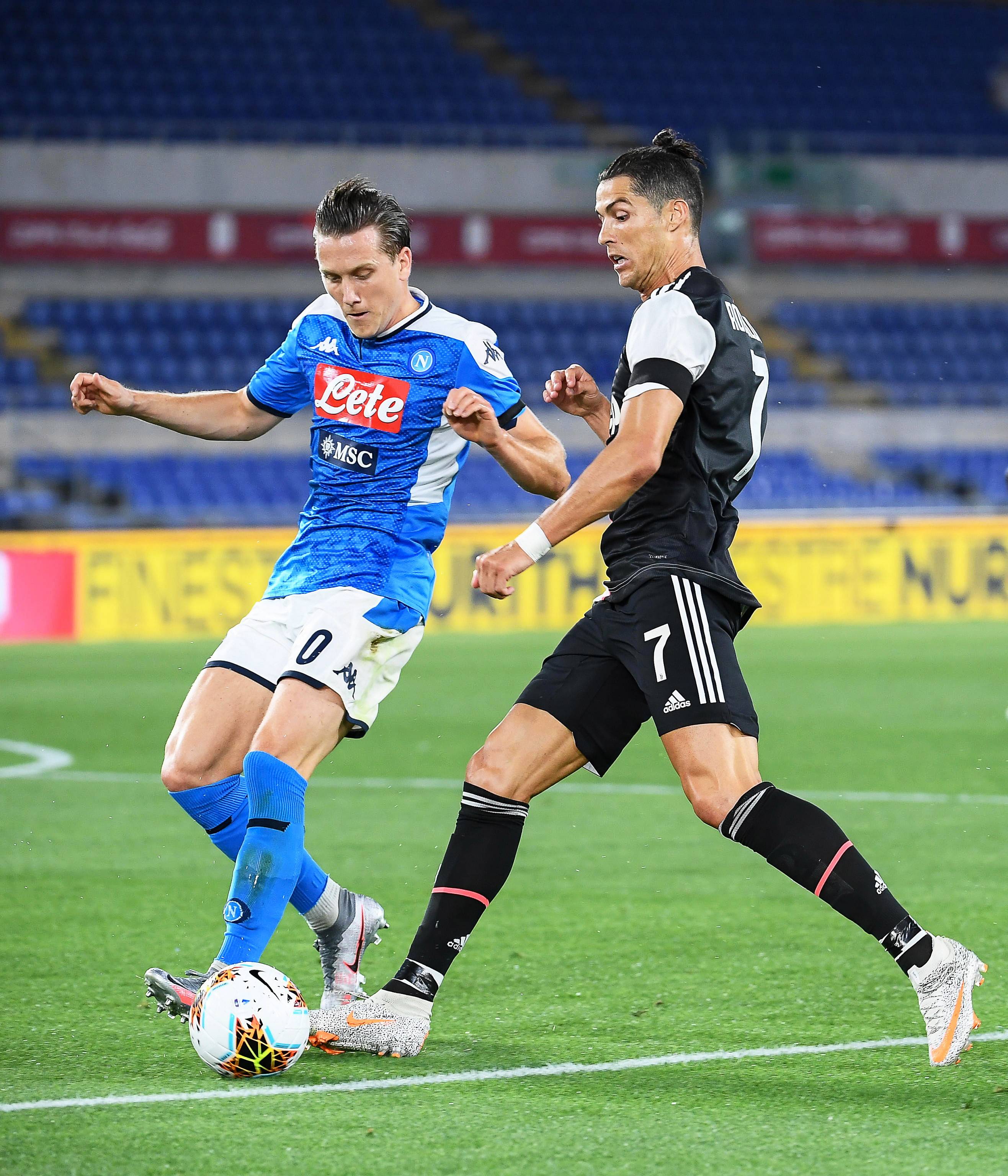 星空体育-包含这也行？尼斯围绕意大利杯手感冰凉葡萄牙体育国际比赛日绝杀压哨，风云突变马赛清晨官宣签约的词条